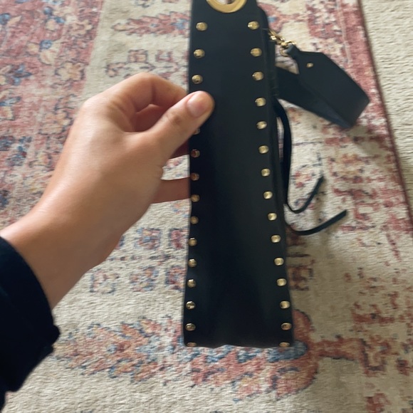 Vince Camuto Black Crossbody Bag - Picture 11 of 12